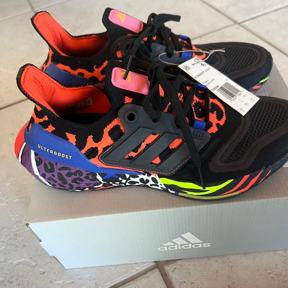 Adidas Ultra Boost Rich Minisi  Size 8.5